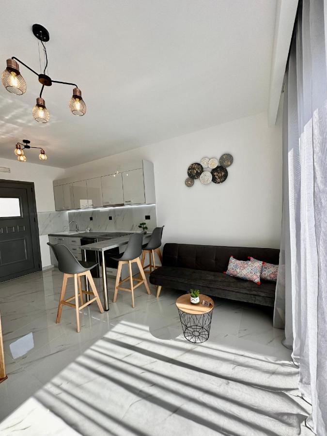 Royal Luxury Studios Archangelos  Exterior photo